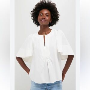 POMANDER PLACE WHITE FINLEY FLUTTER SLEEVE TOP BLOUSE COTTON V-Neckline size LG